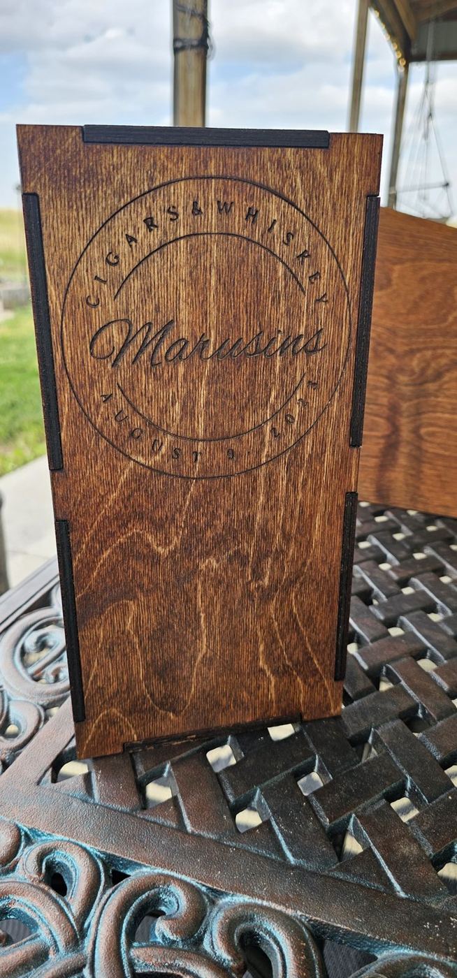 Engraved presentation box